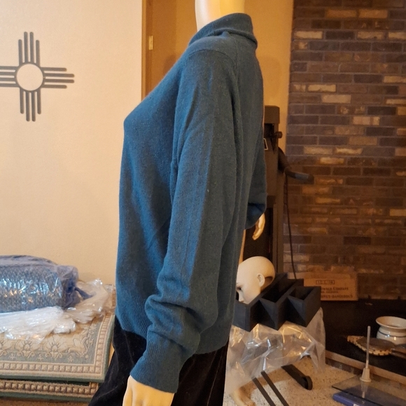 Teal Sweater - Picture 3 of 5